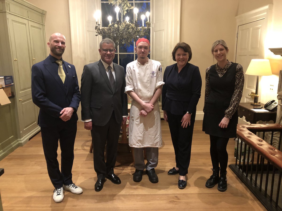 MariaMillerUK's tweet photo. Fantastic presentation from @AlokSharma_RDG on his work as President of #COP26 in #Basingstoke this evening-so proud of the crew from @RestaurantBCoT @bcot who catered this prestigious event held at Farleigh House https://t.co/sKCm9Fw98l