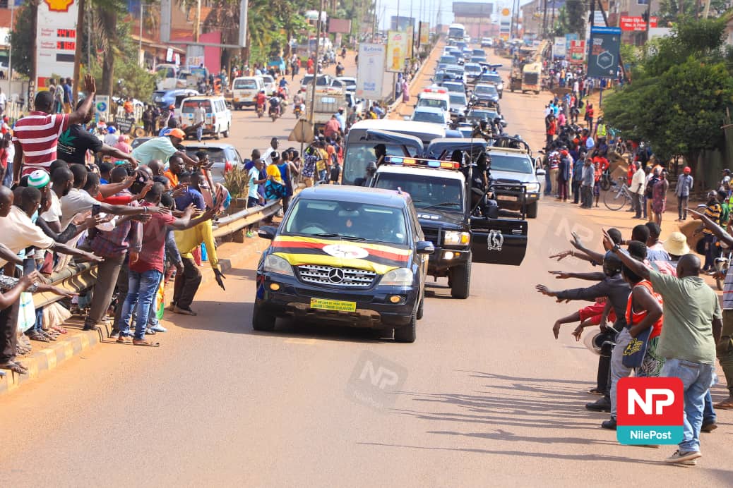 AtimaCc's tweet photo. We have humbly received the body of late Rt Hon @JacobOulanyah at Entebbe Airport 4 his final journey. Thanks HE   @KagutaMuseveni @jessica_alupo @AnitahAmong @Thomas_Tayebwa &amp; MPs @parliament_ug 
May the Soul of #Ladit Rest in Eternal Peace https://t.co/5e7hQyPTiI