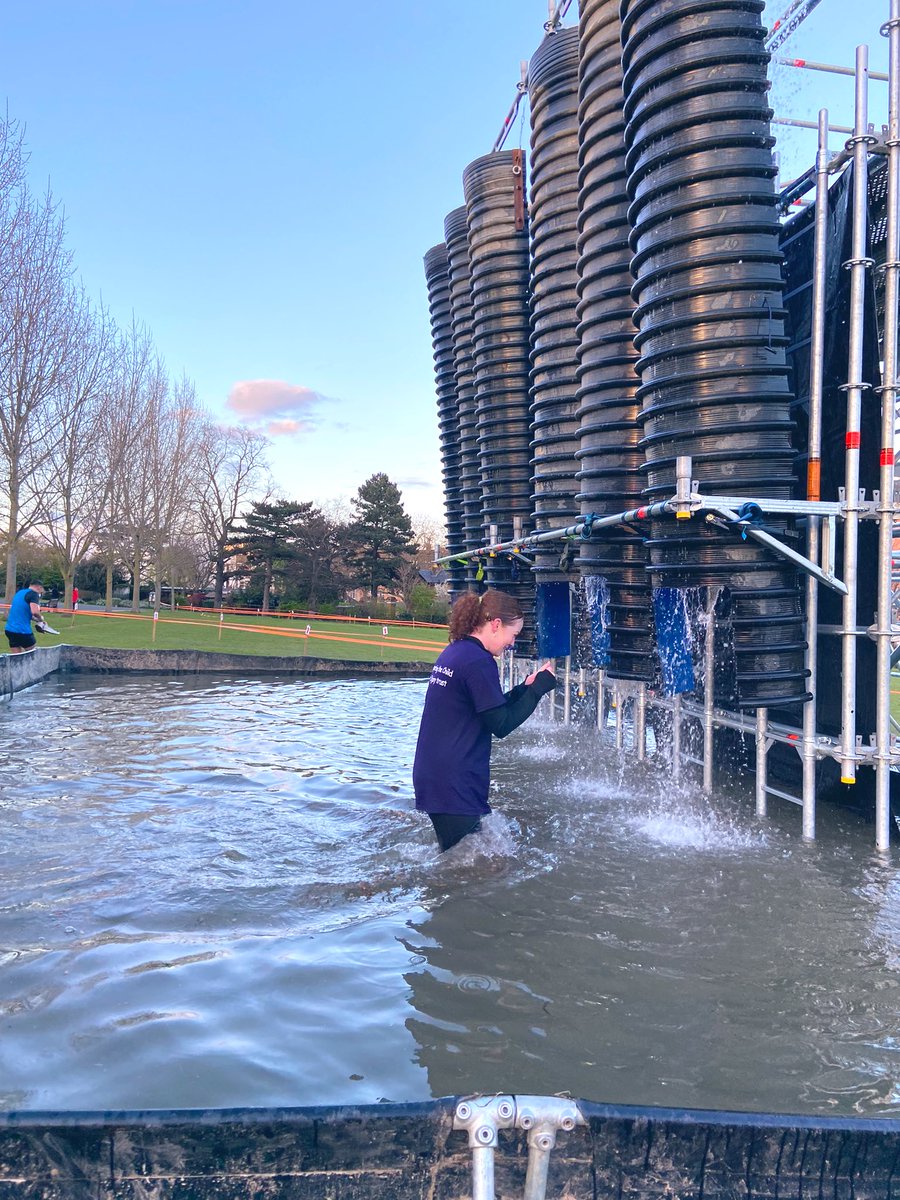 AmeliaLarard's tweet image. Can’t explain how well they did 💪🏼!!! So proud of you all @CBITEliseWalker @tanith_jones @FrancescaSmart &amp;amp; Kelli! Thanks so much for taking on the Finsbury Park @ToughMudder for @cbituk! 🏃🏻‍♀️💧