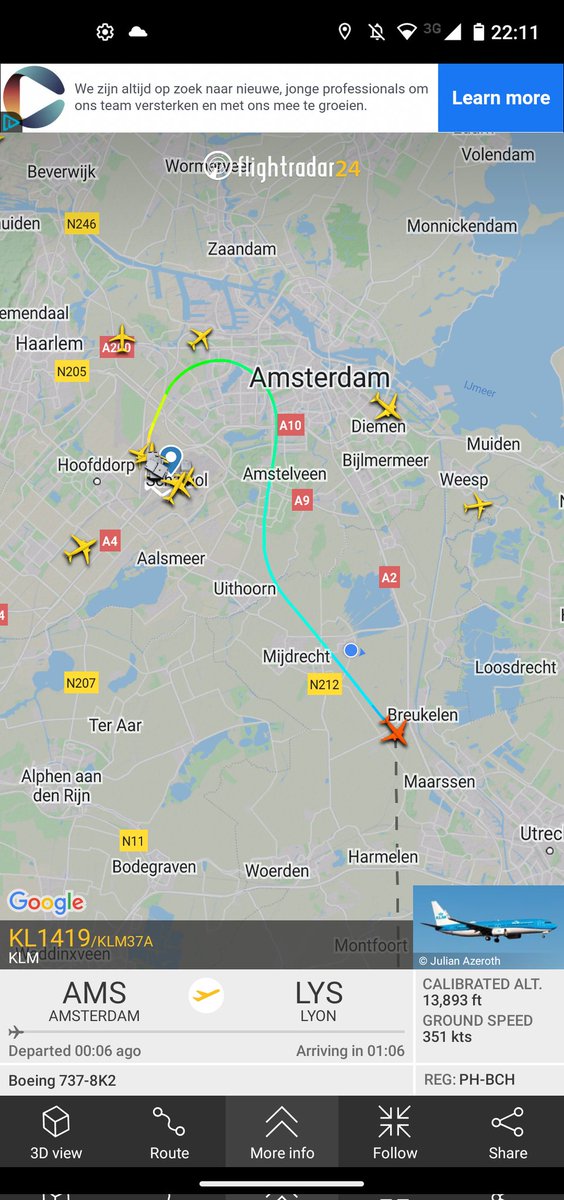 Cor10792734's tweet photo. Het vliegTuig komt weer thuis... 
#stopdewaanzin #stopEUvluchten #herrie #uitstoot #boycotklm #boycottransavia https://t.co/Dcw1T93MtF