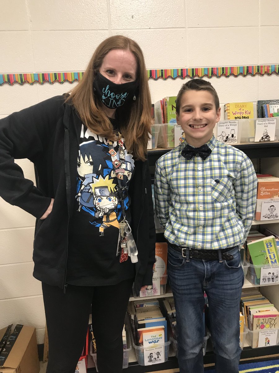 ReadingFitz's tweet photo. For April Fool’s Day today, we had Switch Day. Teachers dressed like students and students dressed like teachers. #switchday #aprilfoolsday @OakRidgeNPD117 https://t.co/xnocdGiCgx