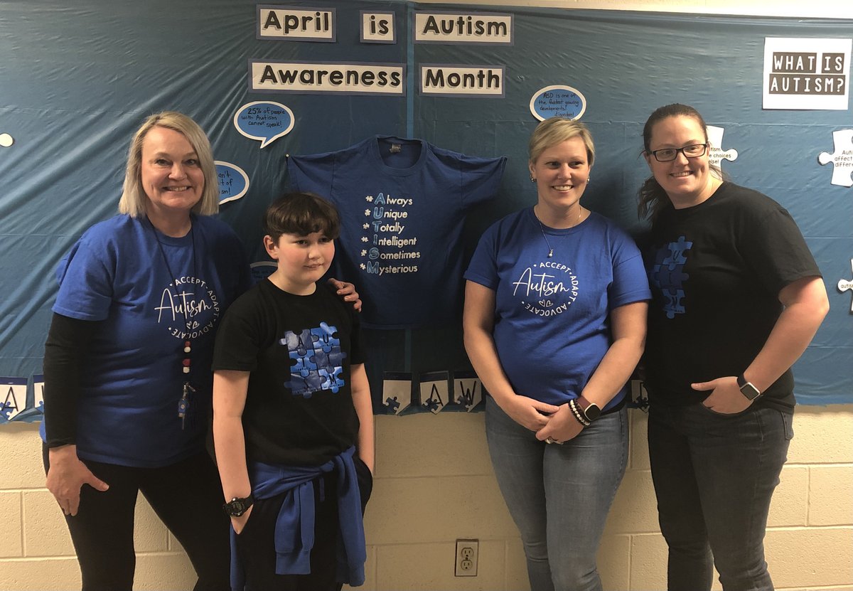 Lighting it up BLUE at NDCS today for World Autism Awareness Day (April 2) <a href="/BGCDSB/">Bruce Grey Catholic</a> <a href="/OntAutism/">ONTAutismCoalition</a> <a href="/ErikaWerger/">Erika Werger</a>