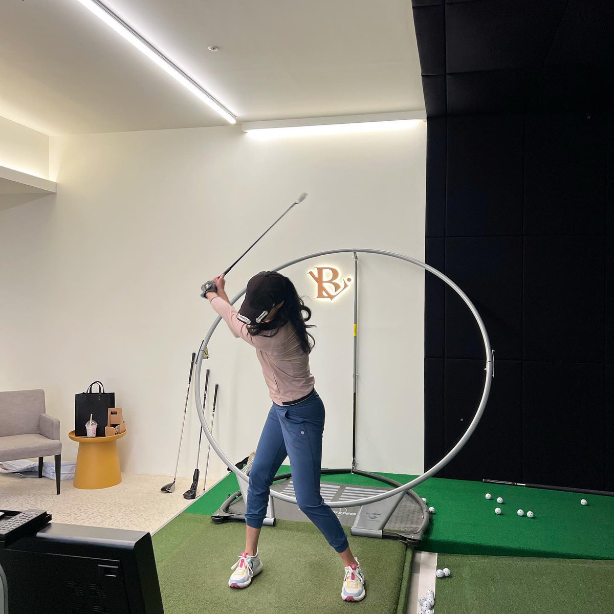 The weather is warming up a bit and the seasonal competition is about to start, so have faith this year too.