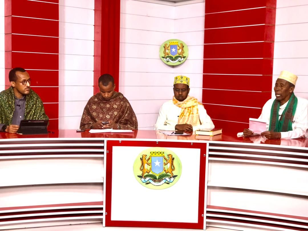 SONNALIVE's tweet photo. Breaking: The Ministry of Religious Affairs has officially announced that Ramadan will start on Saturday April 2, after the Crescent had been seen in multiple locations in the country.

#Somalia https://t.co/jJzD3MPIOg