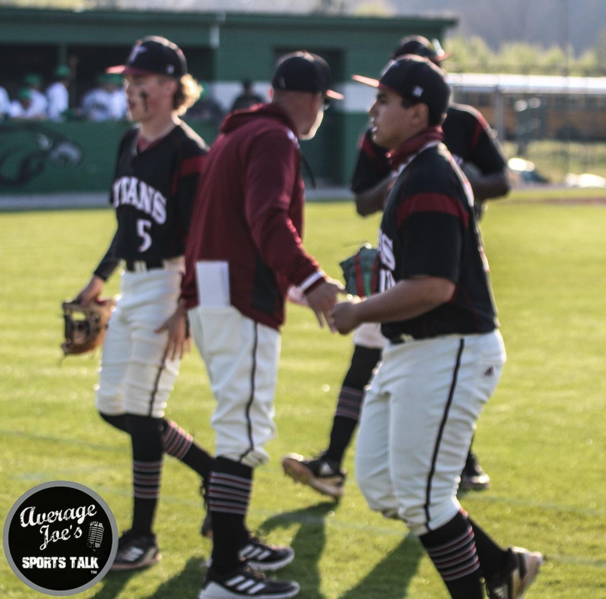 AverageJoesSpo1's tweet photo. Congratulations to Gadsden City Baseball on a huge win over 7A #6 Hoover today. The Titans won 9-3 with Junior Jordan Nowell pitching the complete game giving up 6 hits and striking out 4 Bucs batters. The Titans had 9 hits and 5 RBI’s on the day #FearTheSword @GCCityBaseball https://t.co/jJjal5bcnv