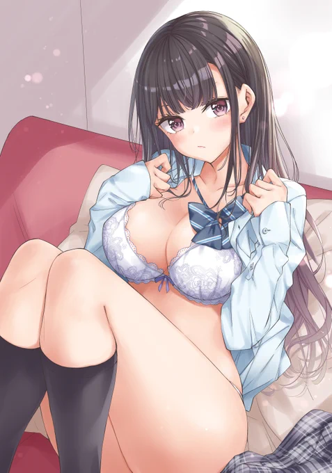 かわいいと褒めた分だけ脱いでくれる女の子 
