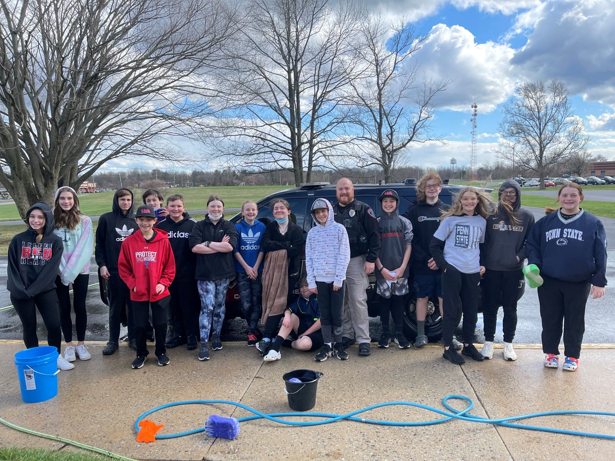 Chief Galbraith stopped by the student car wash at North Brandywine to show his support! There is still an hour left for those who want to get their car washed! $5 per car, and it supports end of year student activities at North Brandywine!