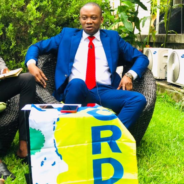KanyindaPat's tweet photo. Delvaux n'a qu'un seul leader des jeunes, Mt @TresorNtombo, C.N de la #JCRD, sur qui repose tous les espoirs du renouveau, pr une jeunesse responsable au profit du développement d Kinshasa ! Demain, Delvaux va vibrer au rythme d la #CRD !
@fatshi13 @CMbosoNkodia @BetonDeLaRep_Cd https://t.co/iuofsHgwgi