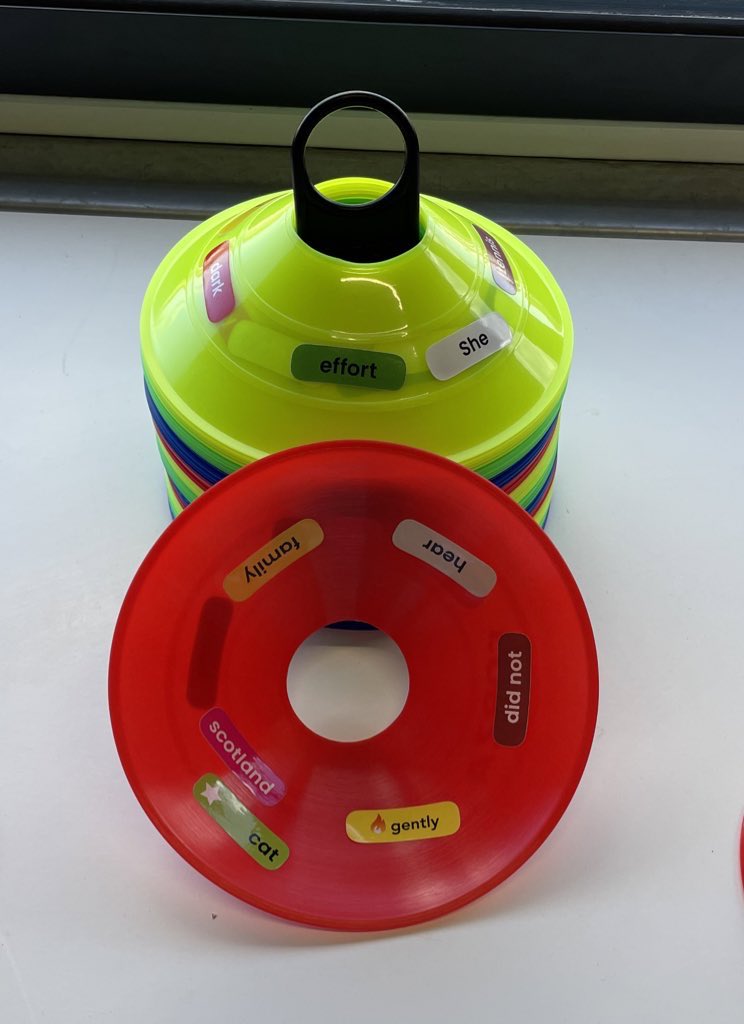 DSC_PESSPA's tweet photo. 👀 Productive morning with staff getting to grips with our new service, English on the Move! Delighted to be adding this to MOTM along with all other PESSPA services!!

Look out for invites to our showcase event next term on 20th May @St_Norberts @aspire_partners https://t.co/5ophfcycJ8