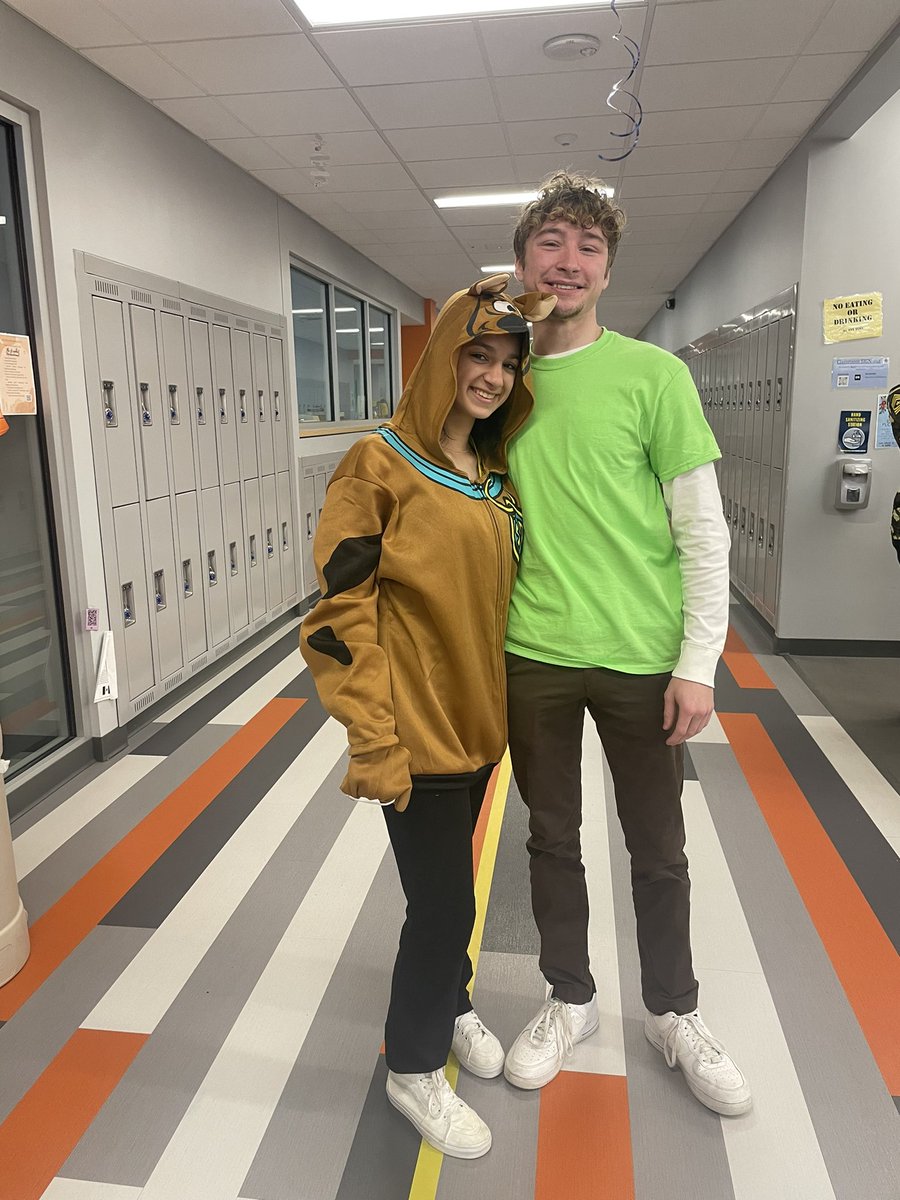 ellengianakis's tweet image. #seniorweek day ✋🏻@DcLstem 🎉 #pcti #pctvs #dclstem #Classof2022