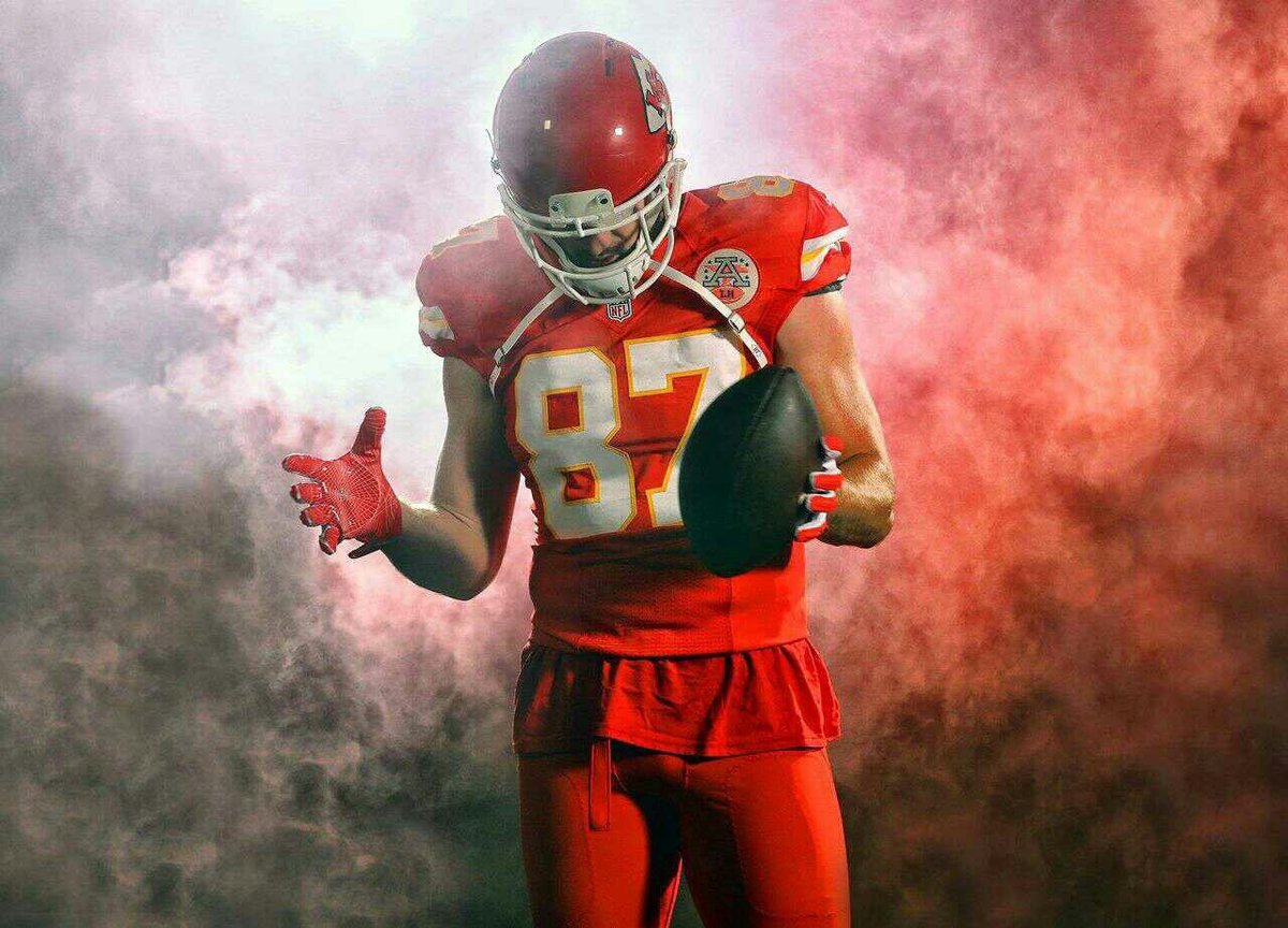 MahomeSZN's tweet photo. 🚨STOP SCROLLING🚨

And like this photo of @tkelce https://t.co/geu9MWqidy