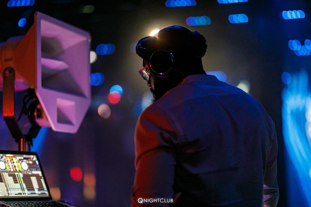 Q Nightclub tweet media