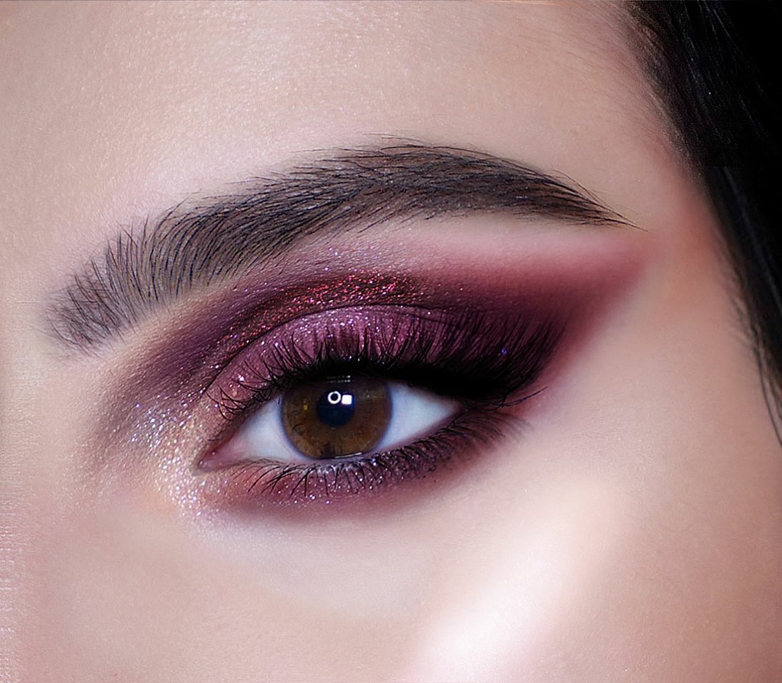 RiiiMUA's tweet photo. Products:
@hudabeauty @hudabeautyshop
 NaughtyNude Palette
#LifeLiner Quick n Easy
#HudaBeautyEasyBake
@ABHcosmetics
#DipBrow Dark Brown
#BrowFreeze
@thebalm
Mary-Lou Manizer Highlighter
@tartecosmetics 
Shape Tape concealer
@jessupbeauty
Brushes USE CODE RI.MUA for 15%OFF https://t.co/QNJrVfIqoL