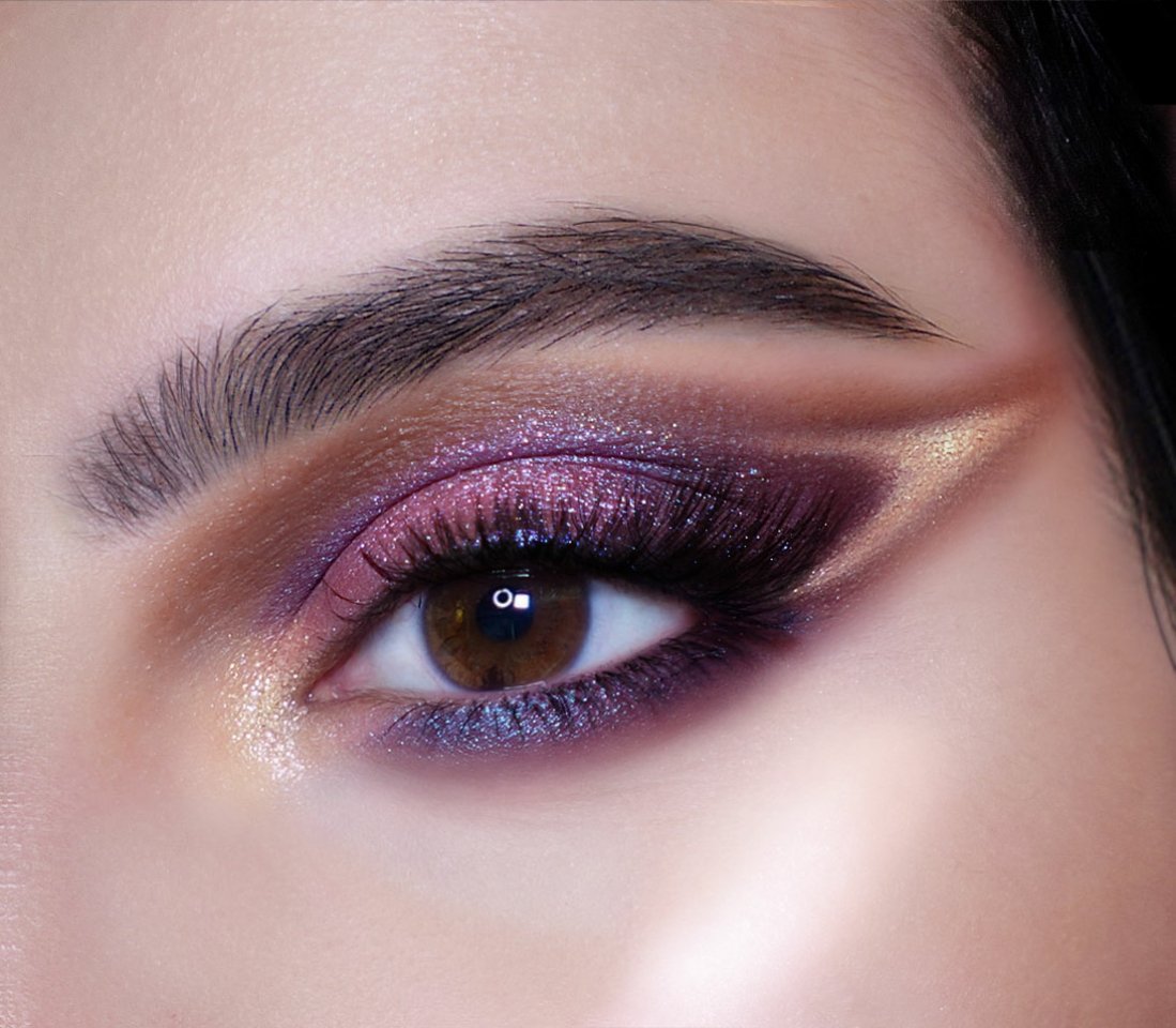 RiiiMUA's tweet photo. Products:
@hudabeauty @hudabeautyshop
 NaughtyNude Palette
#LifeLiner Quick n Easy
#HudaBeautyEasyBake
@ABHcosmetics
#DipBrow Dark Brown
#BrowFreeze
@thebalm
Mary-Lou Manizer Highlighter
@tartecosmetics 
Shape Tape concealer
@jessupbeauty
Brushes USE CODE RI.MUA for 15%OFF https://t.co/E6ut7DXeax