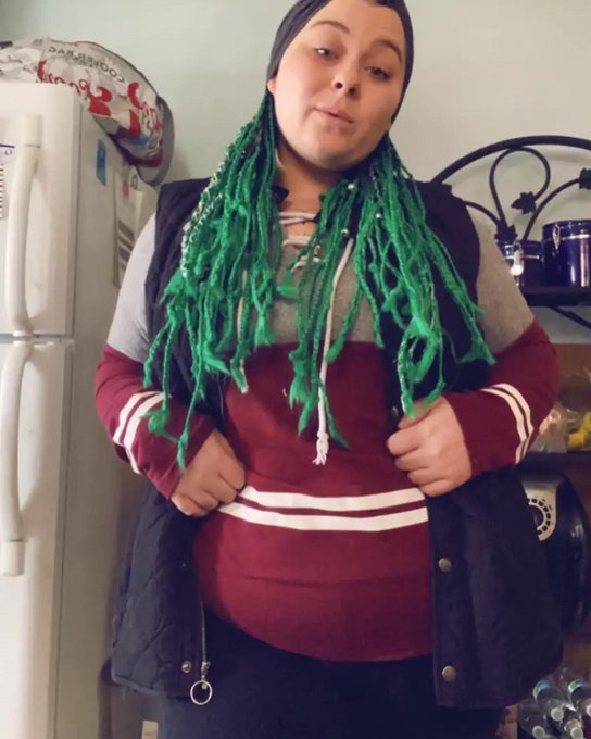 Todays outfit 🥵🥵🥵 #outfit #fit https://t.co/kcuUwQdMVc<a href="/tag/outfit"class="tags">#outfit</a><a href="/tag/fit"class="tags">#fit</a>