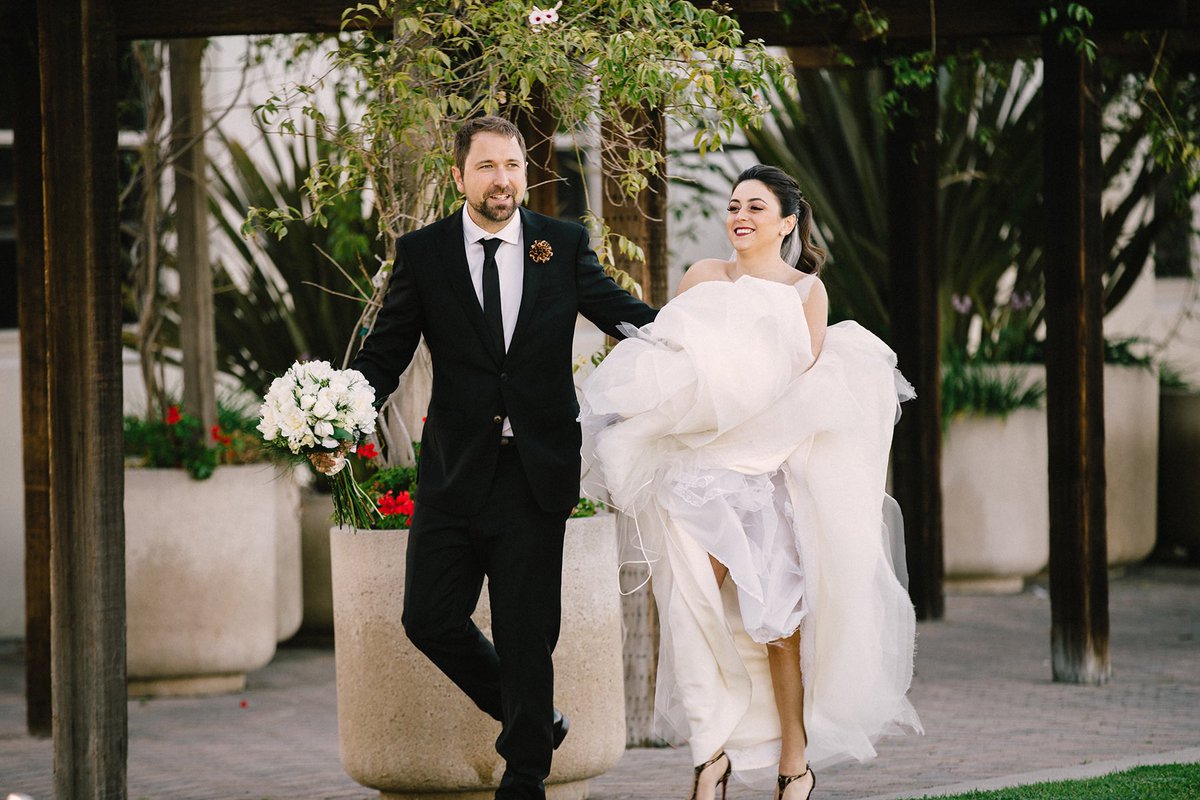 The_Oddsmaker's tweet photo. Happy 6 year anniversary @mrs_oddsmaker! Love you! https://t.co/gtRLye9zRK