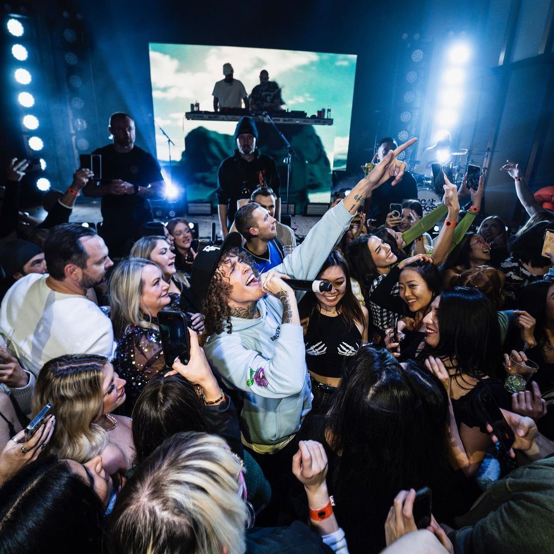 react detroit tweet media