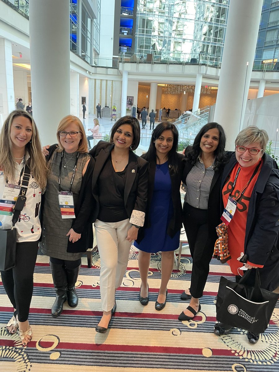 I present to you some of us at the #ACCWIC missing a lot more WIC! This is what Cardiology looks like 🫀<a href="/ACCinTouch/">American College of Cardiology</a> #ACC22