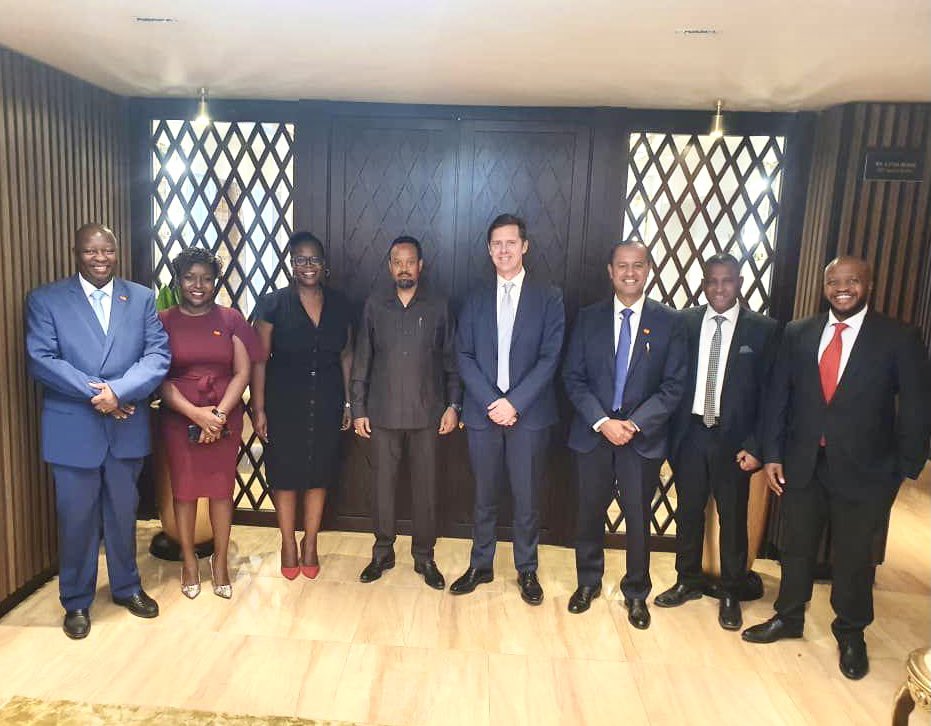 fitsumaregaa's tweet photo. Mastercard’s African Prez Mark Elliot &amp; Country Head Shehryar Ali met with various ministries in Addis Ababa &amp; pledged to support with digital payments focusing on transport &amp; tourism sectors. We thank Mastercard for its commitment to #Ethiopia’n Govt’s digital vision for 2025. https://t.co/7TOqzKpyLg