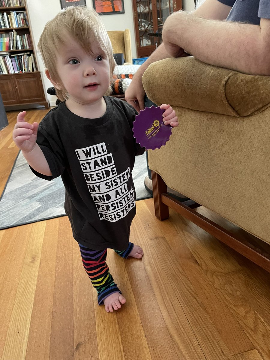 deckdawg's tweet photo. My niece rocking her @DeltaRae shirt I got her for her 1st Birthday! https://t.co/dDs9xaT1y9