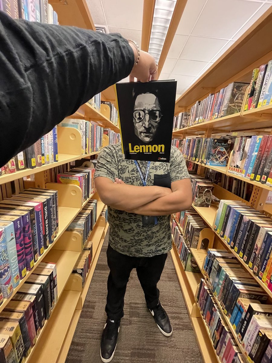 BaldwinHills's tweet image. Introducing our newest staff member to the #BaldwinHillsLibrary…. the one and only #JohnLennon of #TheBeatles! 🎶 

#AprilFools 

#LAPLBookFace #BookFaceFriday #BookFace