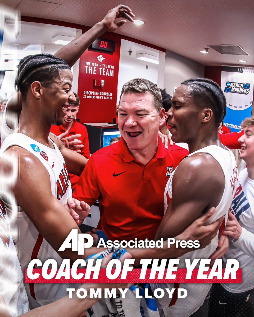 AP COACH OF THE YEAR 🏆

#BearDown #RunWithUs