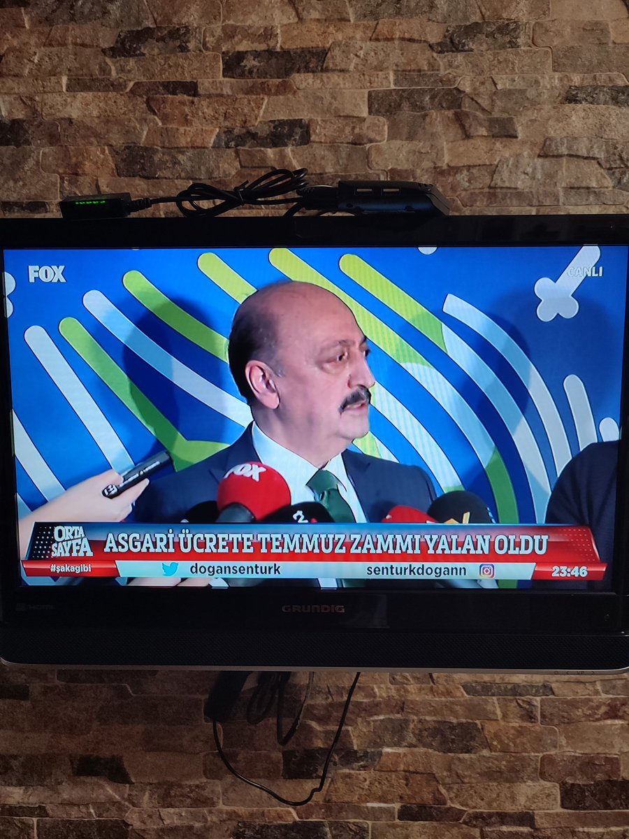 Asgari zam yalan oldu, ama doğalgaza, elektriğe, gıdaya zamda durmak yok yola devam 👏👏👏 
#ZamDeğilGam 
#zamlarıprotestoediyorum