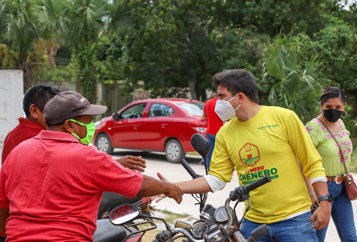emiliolcal's tweet photo. En #Ukum y #Dzibalchén entregamos equipo e insumos para que las comisarías de la zona cuenten con lo necesario para mantener en buenas condiciones los espacios públicos. Así, seguiremos trabajando en equipo en #Hopelchén. https://t.co/edvvN5BGD7