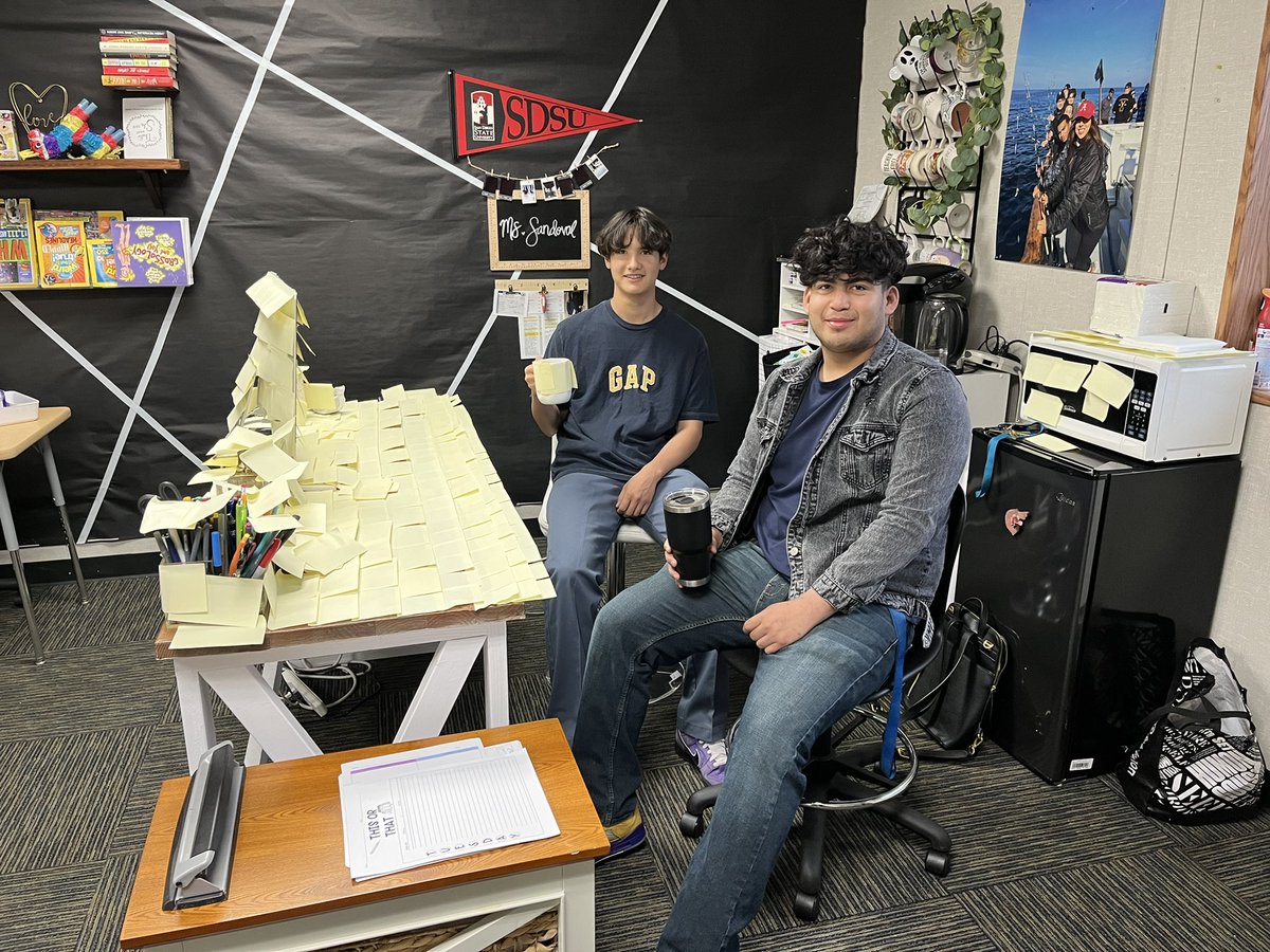 Claudia Sandoval tweet media