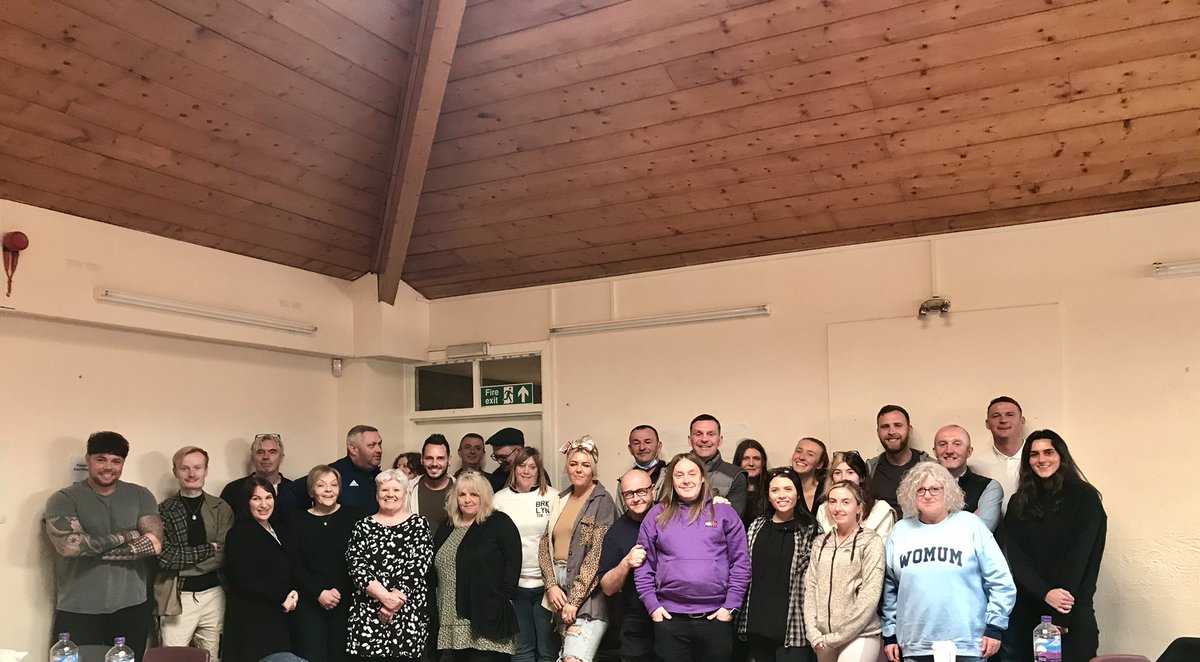 Sometimes do wonder how this happened &amp; this isn’t even all of them! <a href="/NavigatorsScot/">Navigator Scotland</a> <a href="/NavigatorYouth/">Youth Navigator</a> <a href="/PathfinderScot/">Pathfinder</a> <a href="/MAVscotland/">Medics Against Violence</a> development day on personal safety &amp; boundaries #peerlearning. Led by Alan &amp; Geraldine &amp; lunch provided by @alangilmour80 bunched up for photo only