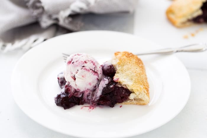aclassictwist's tweet photo. This rustic cherry galette uses sweet seasonal cherries paired with fresh lime juice and a hint of almond extract. It's simple, flavorful, and perfect. 

Find the recipe here- https://t.co/FHfLLRn0f9

#aclassictwist #piefridays #springrecipes #recipestotry #foodie #blog https://t.co/oBQvaybo2Y