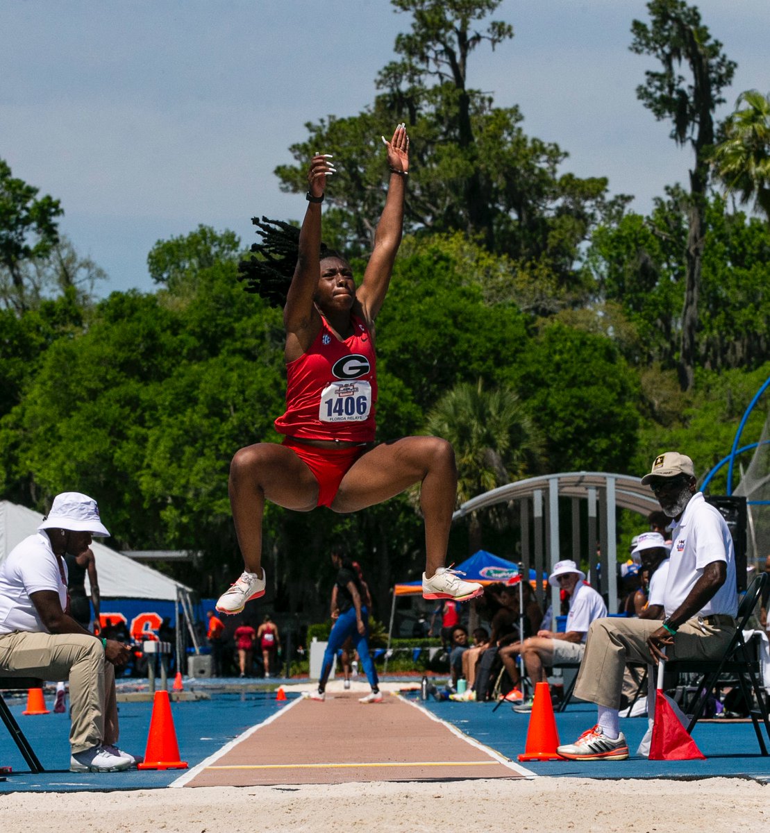 UGATrack's tweet photo. In the Women's Long Jump Invitational, Titiana Marsh jumped her best outdoor season opener of 6.32m | 20'9". She'll be back again tomorrow in the Women's Triple Jump. 

#GoDawgs #FLRelays https://t.co/kxjZSinBaI