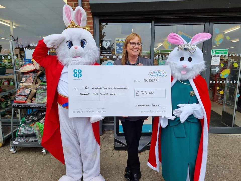 CHLM21's tweet photo. #CoopLightwater - had a spring clean by @coopuk facilities & the square is positively sparkling. And as Spring arrived so did #EasterBunnies from #WindleValleyFundraisers who hopped in to collect a #CommunityDonation & Eggs from Sam & Lyn for their Easter Float. #ItsWhatWeDo https://t.co/M2qmBImYbv