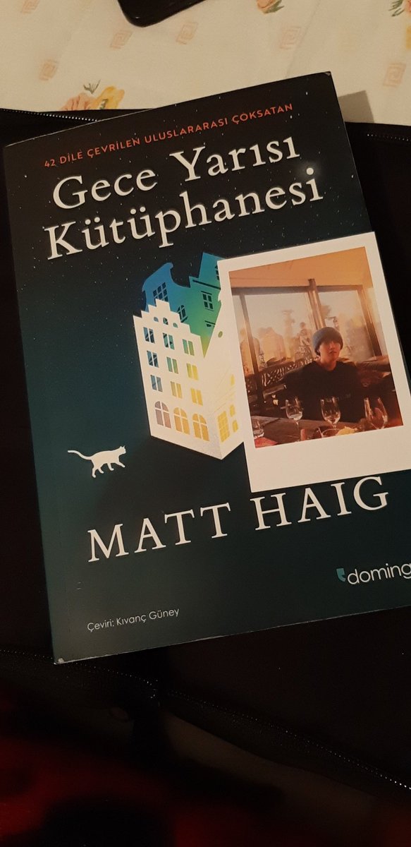 MarryMeYunkii's tweet photo. Bu kitabı alıp 10 dan fazla kişiye hediye ettim en sonunda kendime aldım hediye etmeden başlamam lazım jsjsjsj 
@GeniusLabTR
#readwithyoongi https://t.co/T9Ev4OI16t