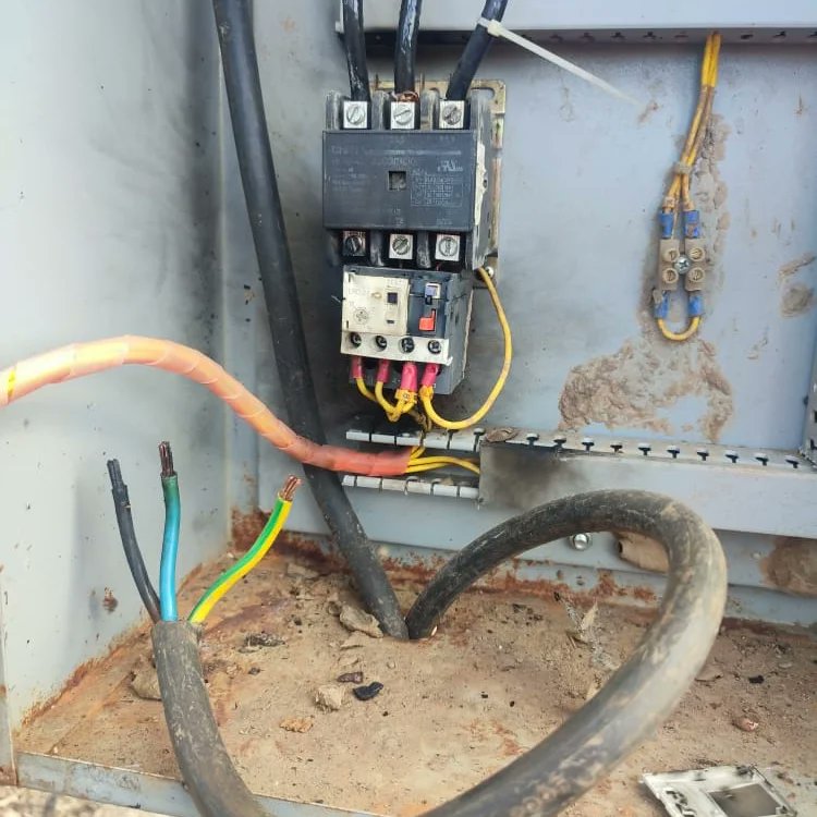 SPGuarico's tweet photo. #1Abril || Rehabilitado Sistema D Bombeo Agua Potable en sector Samanito con sustitución del arrancador y protector térmico del sistema D mando y control D tablero trifásico en 220V motor y bomba de 5HP.

#Foro3RPuntoNets

@NicolasMaduro @ReverolNestor
@RMarcoTorres @josemvasquez https://t.co/4srzAhB9f1
