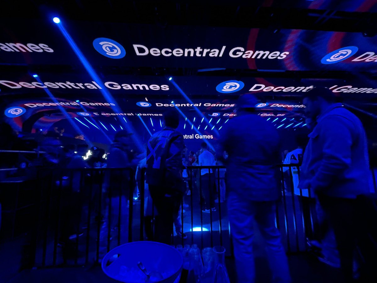 I am excited to announce that have reached an agreement with <a href="/DecentralGames/">Decentral Games</a> for me to buy the #ICEPoker Diamond Hand City 💎🙌! 

More about the acquisition below 👇