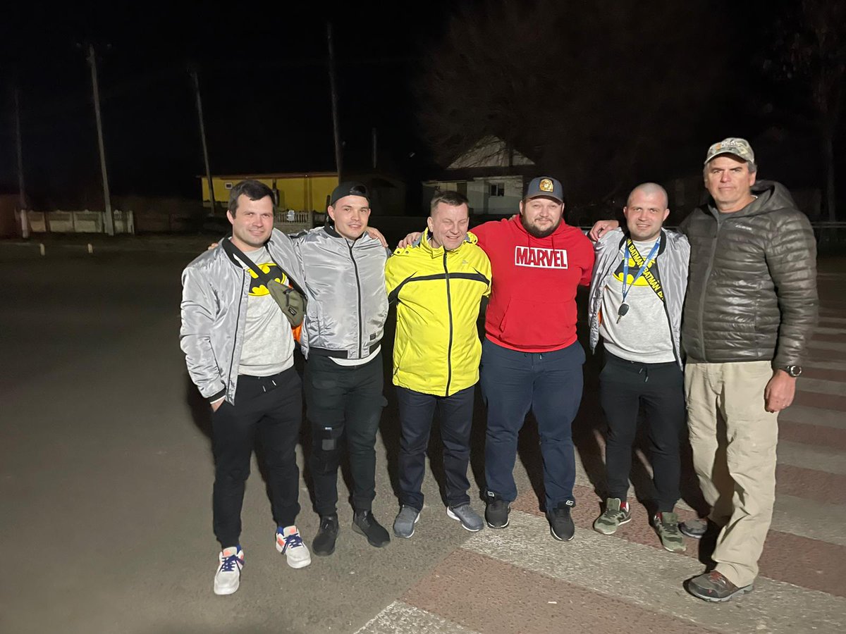 RespFoundation's tweet photo. These are our volunteers who are risking their lives as drivers in Ukraine to help rescue families. On average, these drivers drive 8-12 hours a day, rescuing women, children, and the elderly who don't have the means to escape Ukraine by their own means. https://t.co/2zML6JtZO5 https://t.co/mREBXkee1M