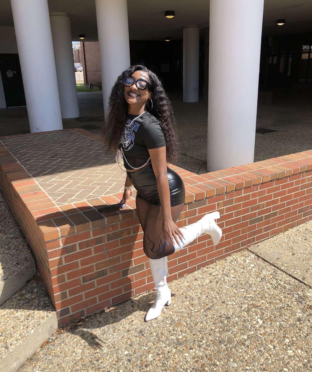 itsmelasha18's tweet photo. Gram gworllll😍😍 https://t.co/GZ1GJK5Cv5
