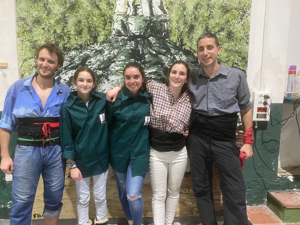 escaldats's tweet photo. Avui hem entregat 2 camises noves!!! Demà toca estrenar-les a Cornellà!!
#femhojunts #escaldats #camises https://t.co/TCWz5IChmT