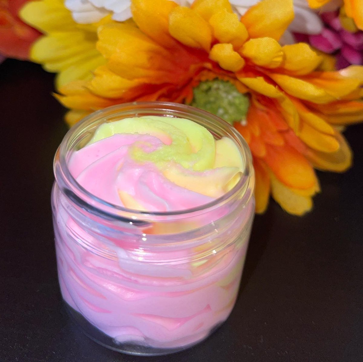 Barbiesb0utique's tweet photo. Like butter is to bread, so is body butter to your skin. Our Pink Champagne Body Butter is NOW available on our site 🔥 Shop now : https://t.co/2I6DgTcrPn https://t.co/Z8PA58DoAe