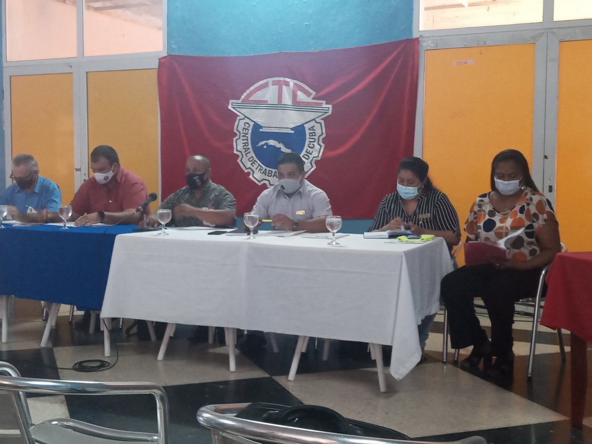 AvilaLiaba's tweet photo. Pleno de Balance del Comité Municipal de la CTC en Camaguey
#CubaViveYTrabaja https://t.co/23Fy3sXOsV