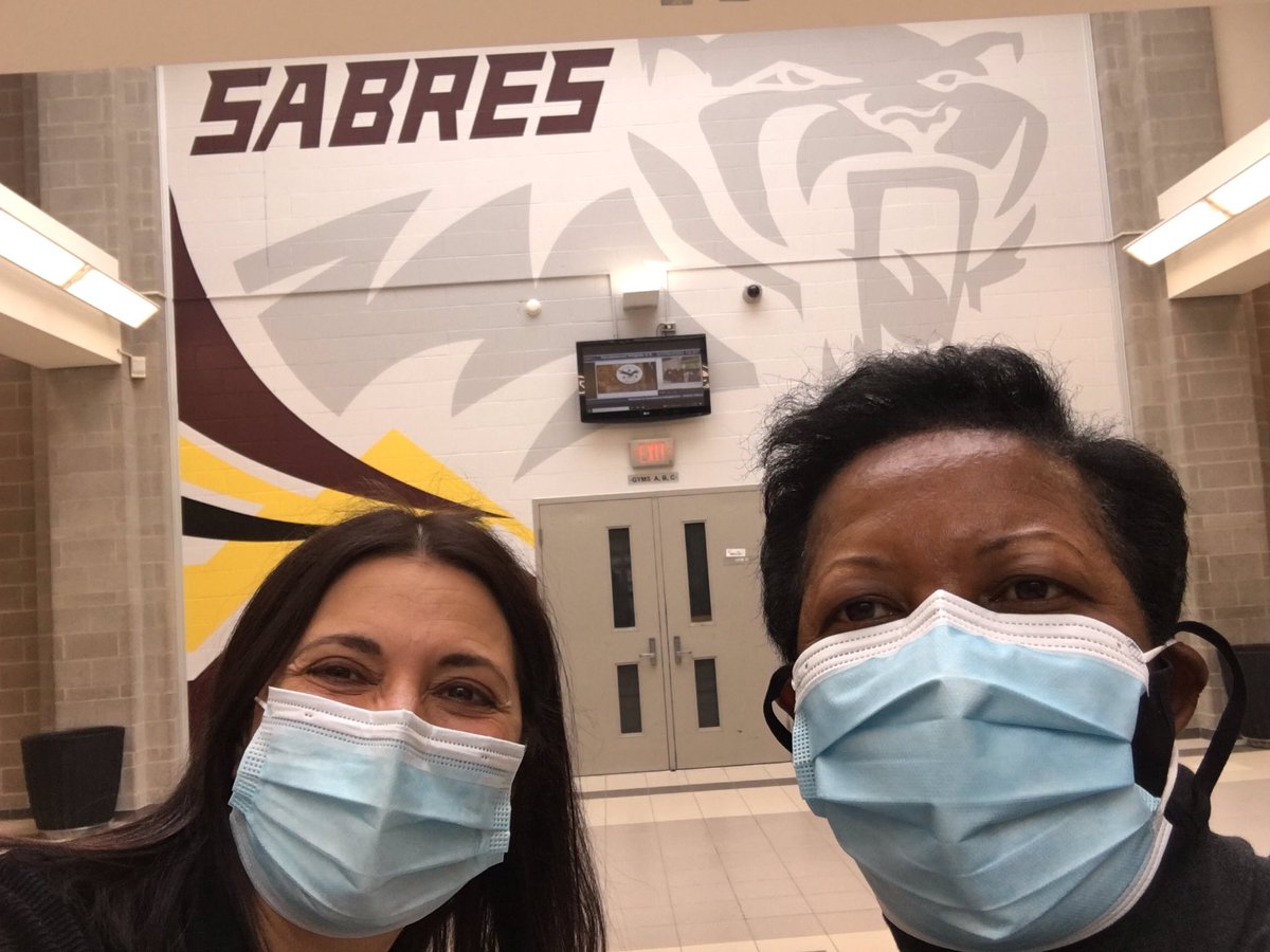 gayle_lola's tweet photo. The principal @HMBSSBlizzards hanging out with the principal of @SandalwoodH_SS today during early release day at HB.  Priceless! @PeelSchools https://t.co/UGcFsPQBMf