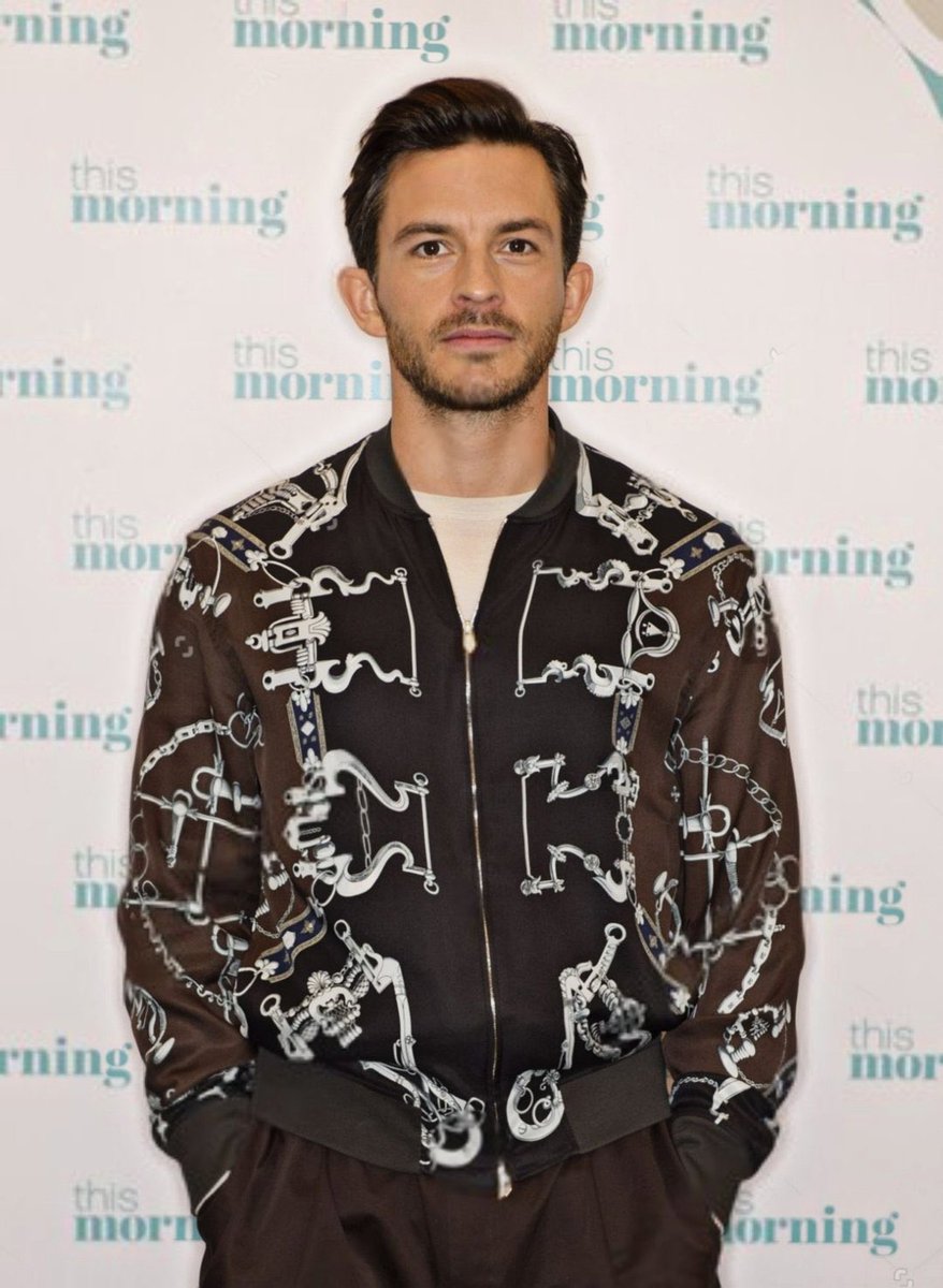 jonnybaileybr's tweet photo. LINDO! Jonny hoje no This Morning 🔥| @jbaileybrasil

📸: ITV/Shutterstock https://t.co/429JGFYnQ2
