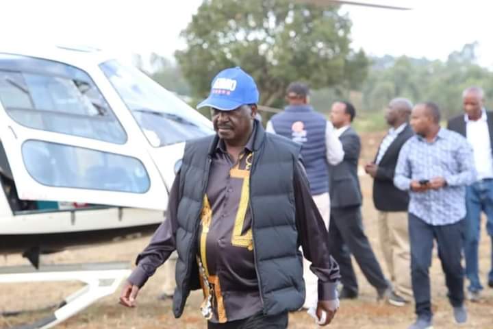 OnyangoJamesK's tweet photo. I want to strongly condemn what was witnessed today at Kabanes in Uasin Gishu towards my party leader @RailaOdinga and the team as some hired youths broke his helicopter. This is a form of backwardness which shouldn't be tolerated! As @RailaTosha2022 we remain stronger! https://t.co/X6bZlzBrtS