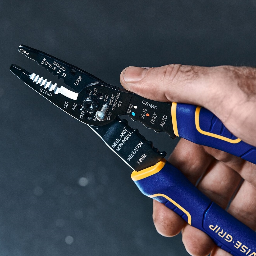 DelcanBuilding's tweet photo. With special features like AWG selection dials, built-in crimpers and quick-release locks, VISE-GRIP® Wire Strippers will get any wire-based work done faster and easier.

Available at Delcan Building Materials! https://t.co/zdL3SHIC4s