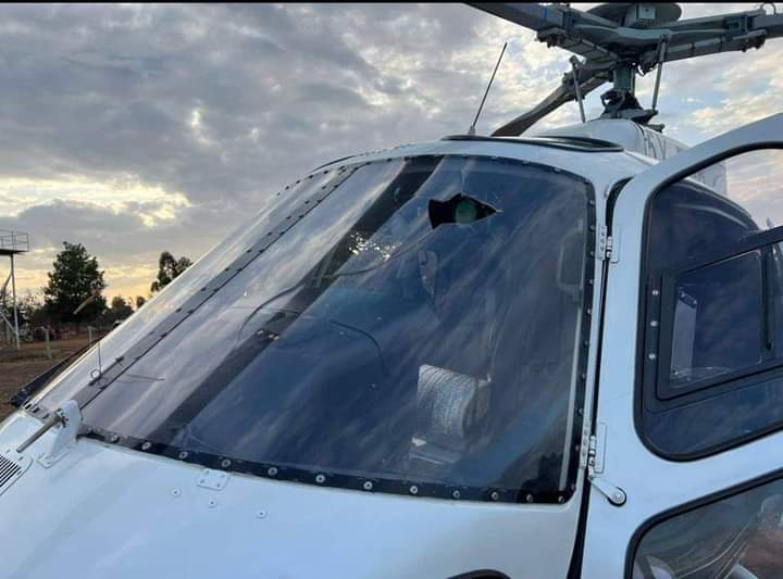 OnyangoJamesK's tweet photo. I want to strongly condemn what was witnessed today at Kabanes in Uasin Gishu towards my party leader @RailaOdinga and the team as some hired youths broke his helicopter. This is a form of backwardness which shouldn't be tolerated! As @RailaTosha2022 we remain stronger! https://t.co/X6bZlzBrtS