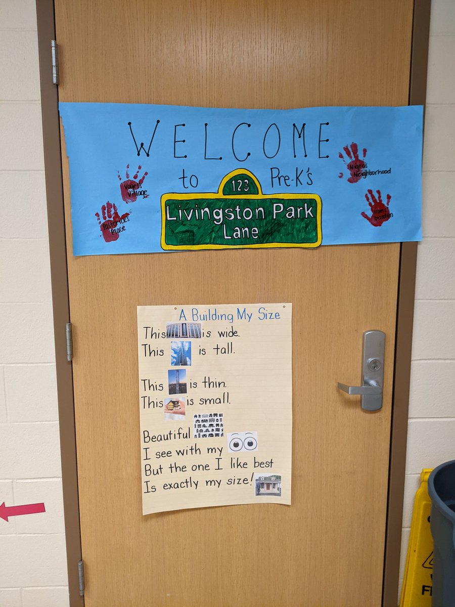 MrsCabreraLP's tweet image. These ladies here wrapped up the #BuildingsStudy with an amazing celebration full of fantastic artwork and proud learners! Kudos to all our @NBTPreschool preschool teachers for making it another fun-filled study! @MissVatLP @MrsGons @MissNigro @misspasterick #WhyLP