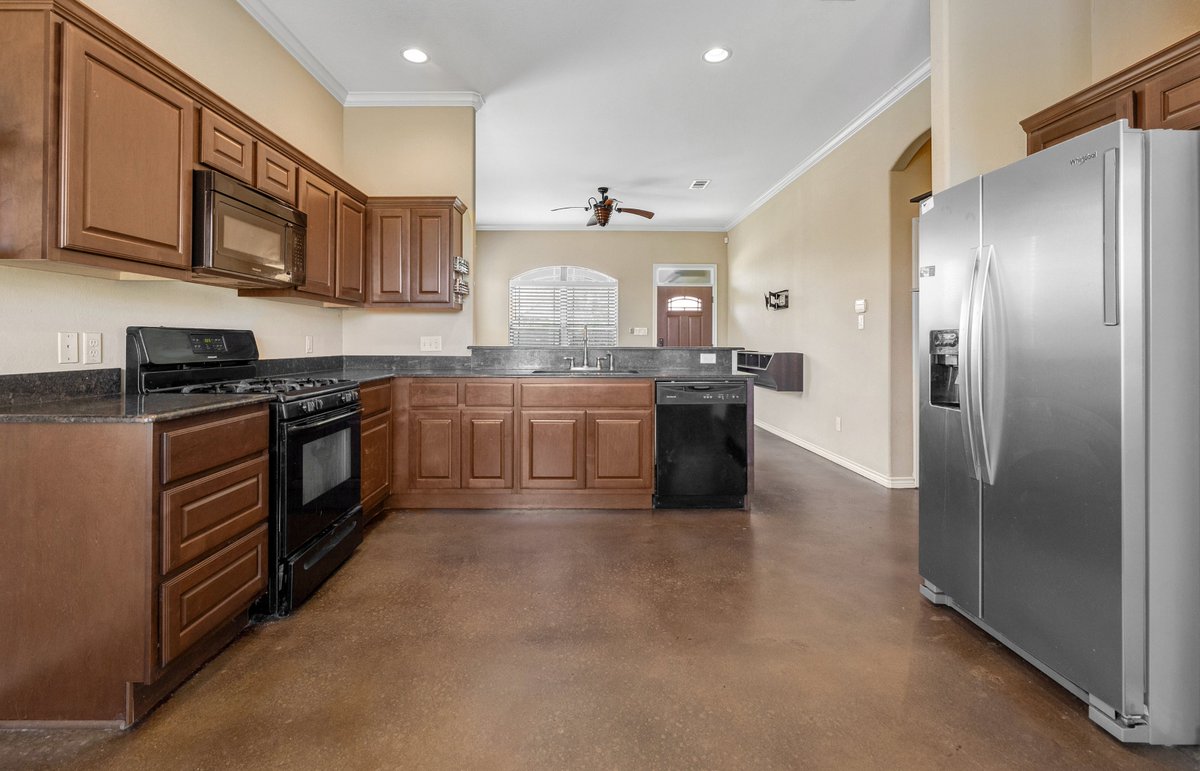 PatriarchPM's tweet photo. Just Listed!
Residential Listing
4313 Addison Court
College Station, TX
3 bed, 2 bath
1,177 sq ft
List Price: $215,000.00
Quick link: https://t.co/VvGWhxbjm7 https://t.co/ZSI2RWRU5Q