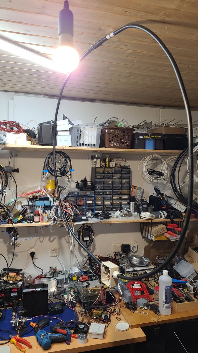 Fx10_'s tweet photo. @m1geo #wellgoodloop nearly finished. Need to find some bnc coax now and a case for the Bias t 😁
Used two pieces of Heliax (old jumpers), joined by a soldered piece of copper tube. Hope it works , had no more small length left.
Testing after the week end 👍 https://t.co/kyK9TBS0xs
