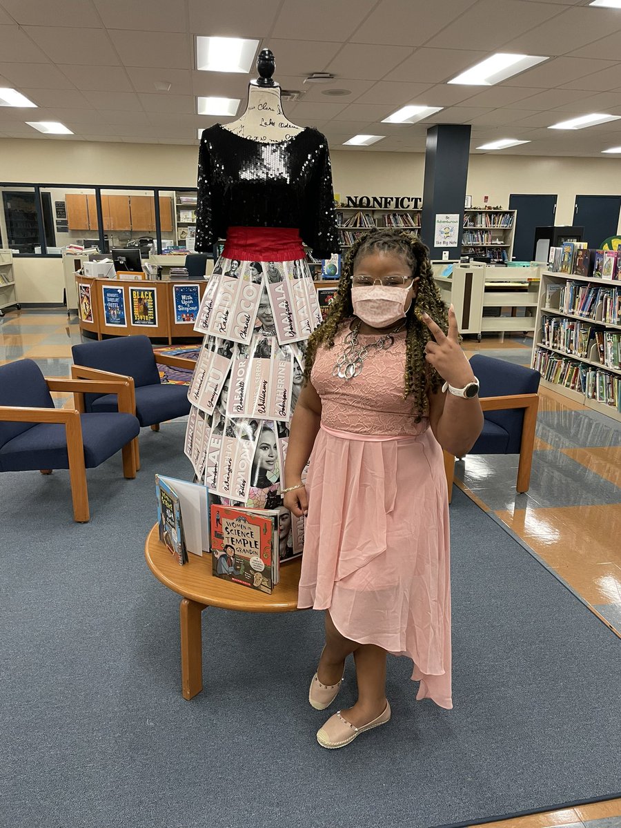 amycrithfield's tweet photo. Celebrating Coronation Day for Davis ES Tiara Club- meeting weekly in the Media Center. #empowering5thgradegirls #believeinyourself @HCPSDavisES @DavisESMedia @hubofschool @NadiaCombsFL https://t.co/zuh3ukPP5b